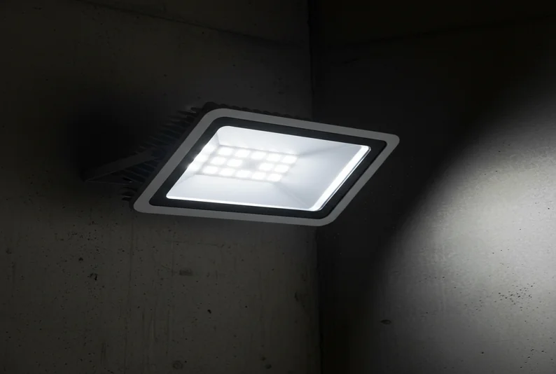 Светодиодные прожекторы LED